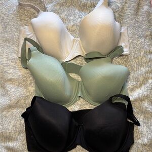 Aerie Women's Bra Set - White, Green, Black